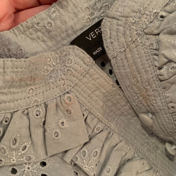 Vertigo Ruffle Front Eyelet Blouse XS - Picture 7 of 7